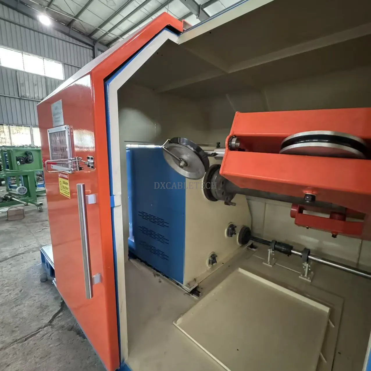 CANTILEVER SINGLE TWISTING CABLE MACHINE