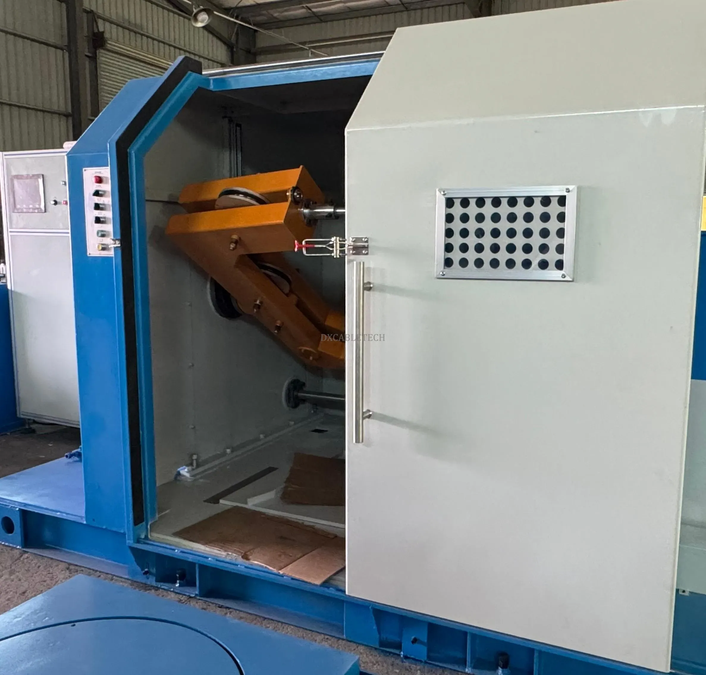 DOSING Single Twist Machine Sets New Standard in Multi-Material Cable Production